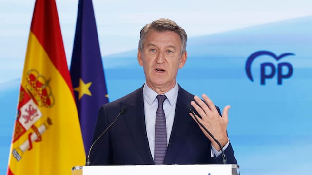 Feijóo quiere cambiar el Código Civil para que la Ley de Nietos “no regale la nacionalidad española”