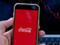 FEMSA, dueña de OXXO, coloca bonos por 300 millones de francos suizos