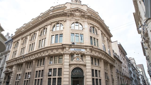 Fondo de la ANSeS: la volatilidad de las acciones impactó en la cartera de inversión