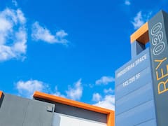 El ajedrez del nearshoring: La puja por Macquarie y la nueva arquitectura del real estate industrial en México