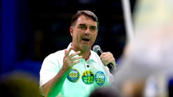 “Un tren que una todas las capitales”: la propuesta de Flávio Bolsonaro para ganar votos en la región preferida de Lula