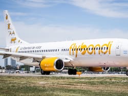 Flybondi en la mira del Gobierno: debe presentar un plan de acción y podría tener toda su flota inmovilizada