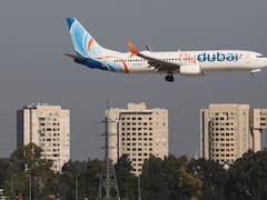Israel denuncia como “ataque terrorista” el incidente del avión de Flydubai que aterrizó de emergencia en Arabia Saudita