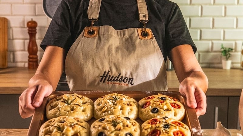 Foto: Hudson, editada con IA por El Cronista.