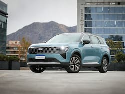 Contra un mercado que cae, Ford crece con el auto chino más vendido de la Argentina: lanzó la versión premium