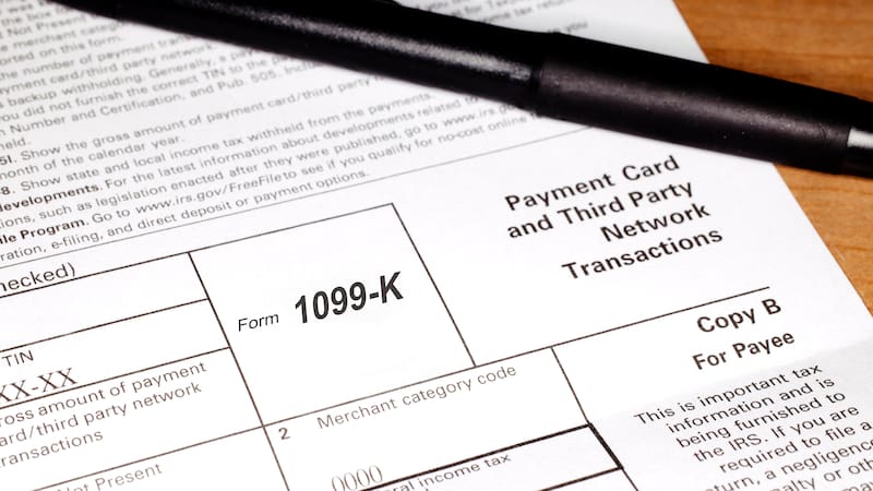 El Formulario 1099 informa al IRS ingresos que no vienen de un sueldo fijo. Fuente: Shutterstock.
