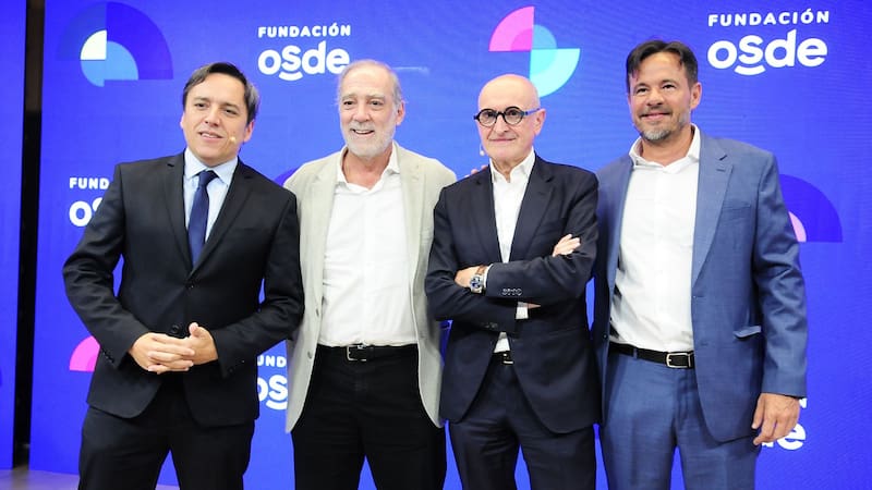José del Río; Martín Pochat, Presidente del Grupo OSDE; Xavier Marcet; y Cristian García Sarubbi, Director General del Grupo OSDE.