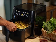 Adiós a la freidora de aire tradicional: el nuevo electrodoméstico que prepara comidas de 9 maneras distintas, sin aceite y arrasa con las ventas en todo el país