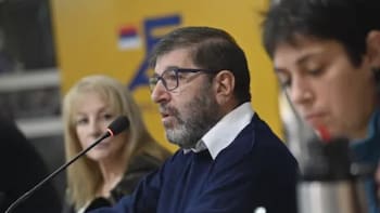 Frente Amplio y gobierno reconocen falencias en comunicación pese a avances en políticas sociales