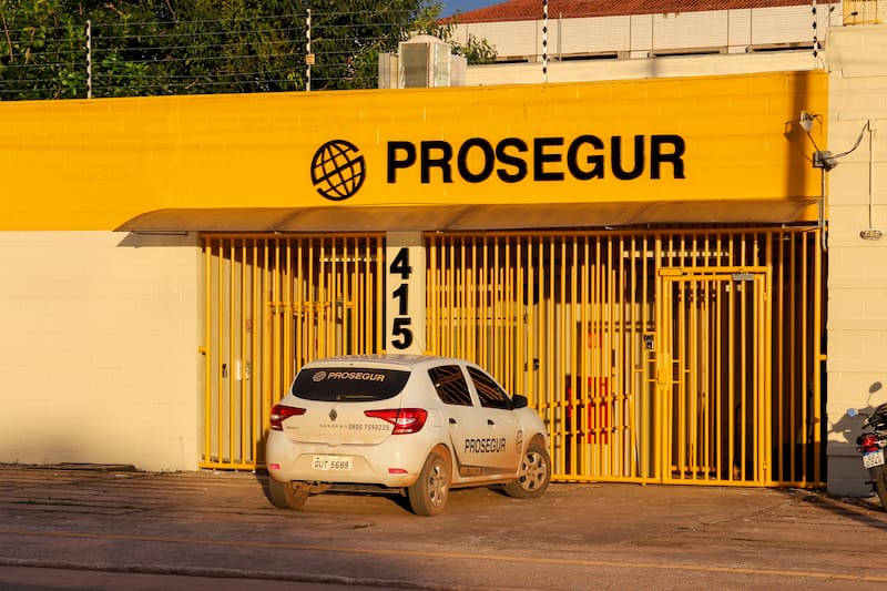 Prosegur encabeza la lista de empresas con mayor brecha salarial: su directivo mejor pagado gana 395 veces más que el salario medio.