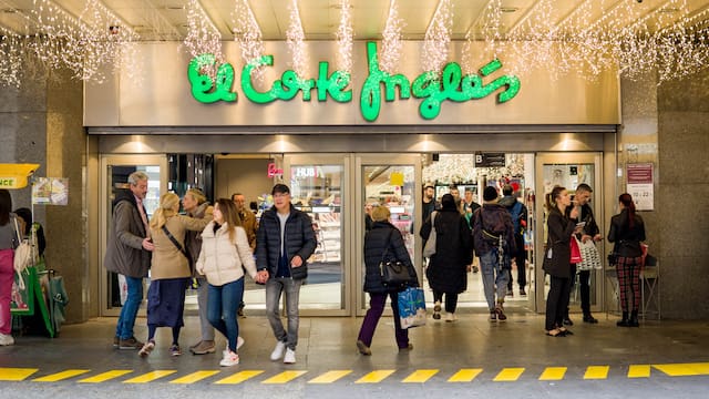Llegan las fiestas a El Corte Inglés: la empresa inaugura sus mercados de Navidad en once ciudades del país