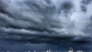 Se avecina una triple tormenta histórica que azotará el país durante todo el fin de semana: habrá olas de aire helado y bajará fuertemente la temperatura