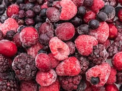 Alerta urgente en supermercados: retiran de todos los comercios una de las frutas congeladas más consumidas y piden no comprarla