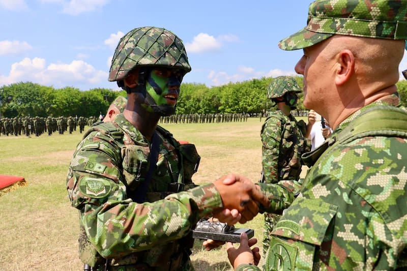 De la Espriella cambia la cúpula militar: estos son los nuevos altos mandos de las Fuerzas Militares de Colombia.