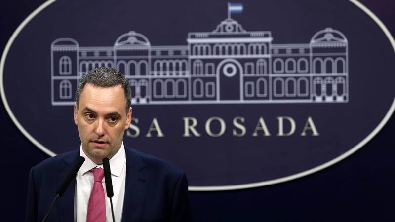 Manuel Adorni