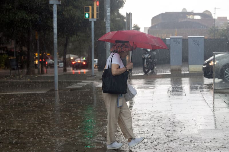 Llegan fuertes tormentas este lunes 5 en Santa Fe, Corrientes y Misiones. EFE/Marta Pérez