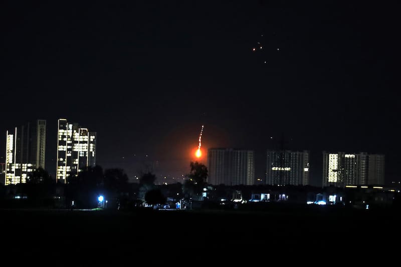 “Trump debería esperar las sorpresas de Irán”, dijo el comandante del mando central iraní, Ali Abdollahi Aliabadi.