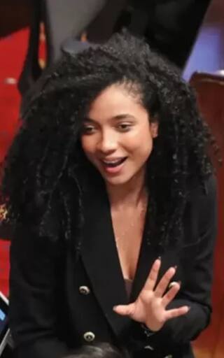 Escándalo de títulos falsos | Juliana Guerrero reapareció en una elección universitaria tras no asistir a una audiencia de imputación