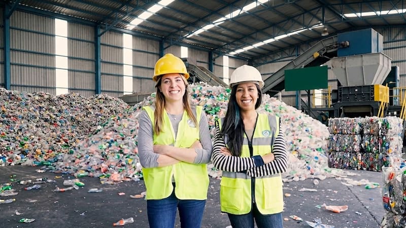 Lisseth Cordero Luna y Alejandra Valdez, fundadoras de Ecolana