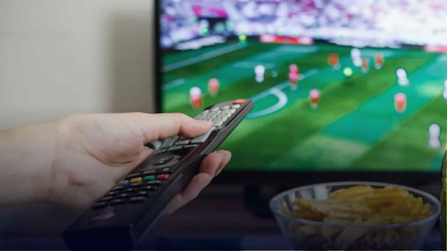 Se pasó 57 horas laborales mirando series y fútbol: lo despidieron y la Justicia lo indemnizó con 39 mil euros