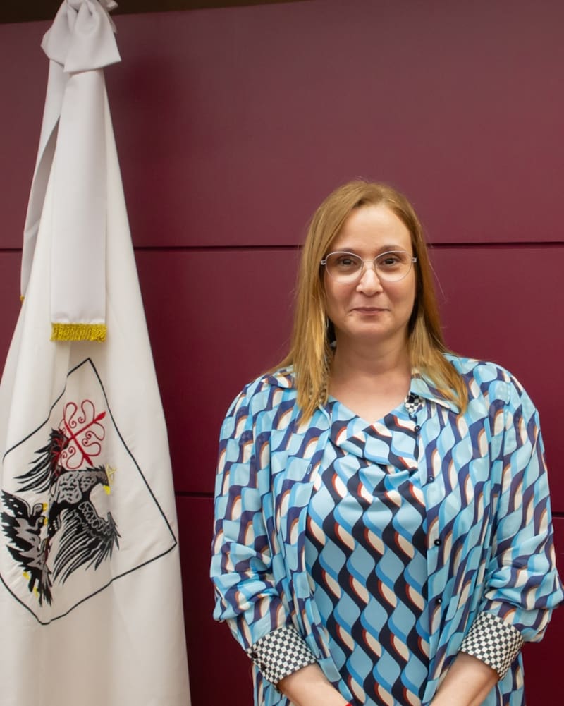 Zangaro se recibió de abogada en 1994 en la UBA. Profundizó su formación con un doctorado en Derecho Penal y Ciencias Penales en la USAL.