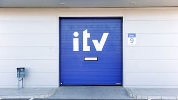 Oficial y confirmado | El Gobierno prohibirá circular a todos los coches con la ITV vencida: estas son las multas de hasta 500 euros