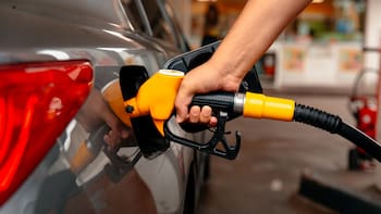 Eliminan el subsidio a gasolinas y diésel: desde enero, el costo para los consumidores será más caro