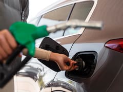 La gasolina aumentó más de 34% en un año y ya presiona a la inflación: la apuesta de Trump para que baje después de las elecciones