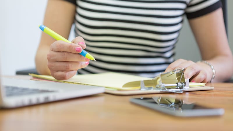 Renta | Estas 12 comunidades permiten desgravar gastos escolares: cuánto se puede deducir en cada una (foto: Freepik)