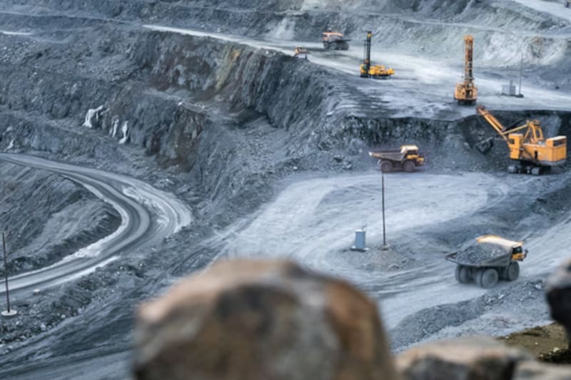 Un equipo de especialistas confirmó la presencia de más de mil toneladas métricas de oro en el yacimiento de Wangu, ubicado en Pingjiang, China. Imagen: China.