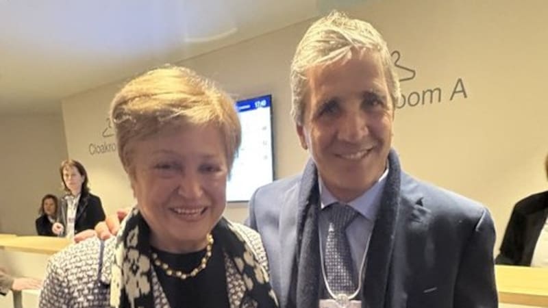 Encuentro casual en Davos entre Georgieva y Caputo