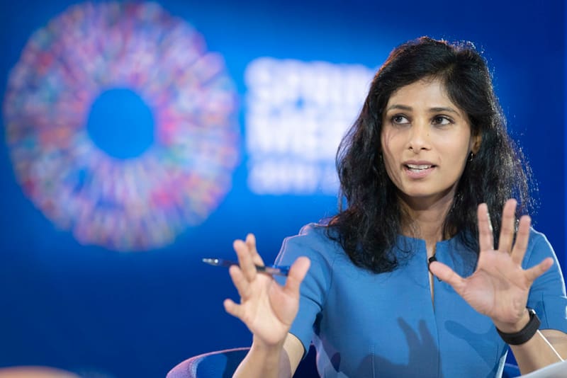 Gopinath considera que Bessent también invadió el terreno de la Reserva Federal y que arriesga dañar la reputación del dólar como la moneda más importante del mundo.