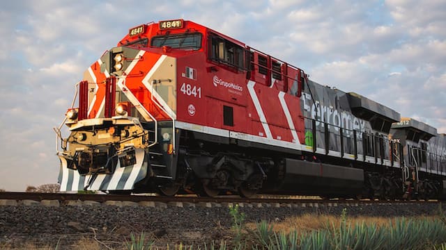 Ferrocarril de Grupo México acelera ingresos y utilidad, pero el tren de Germán Larrea viaja con más costos y menor volumen