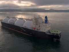 Un buque de GNL cruzó el estrecho de Ormuz por primera vez desde el inicio de la guerra: ¿qué pasa con las negociaciones?