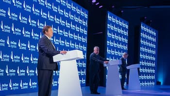 Gobernadores presionan por un nuevo pacto fiscal y reabrir el debate por la coparticipación en el Congreso