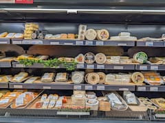 Ordenan retirar esta popular marca de quesos de todos los supermercados del país: es por contaminación de una bacteria