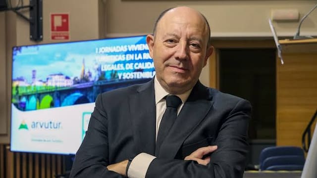 Gonzalo Bernardos, economista, sobre acumular riqueza: “Los mayores de 50 van francamente bien, sobre todo si ya han heredado”