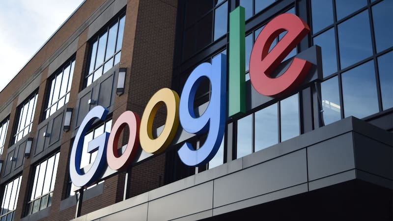 El objetivo estará enfocado en evaluar cómo las Unidades de Procesamiento Tensorial (TPU, por sus siglas en inglés) de Google soportan el estrés físico del vuelo espacial y las condiciones de radiación y temperatura que existen fuera de la atmósfera. (Fuente: ShutterStock)