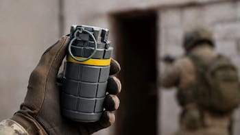 Tensión mundial: el ejército más fuerte del planeta se prepara para dominar el combate urbano y estrena una mega granada