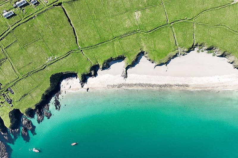 Vivir sin pagar alquiler: buscan personas para trabajar y vivir durante seis meses en una isla de Irlanda