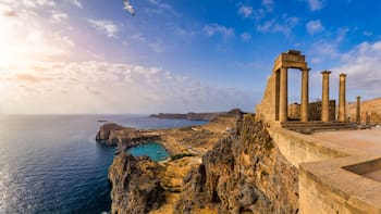 El Corte Inglés lanza ofertas para conocer “la tierra del Olimpo”: incluye vuelo y hotel en Grecia a un bajo coste