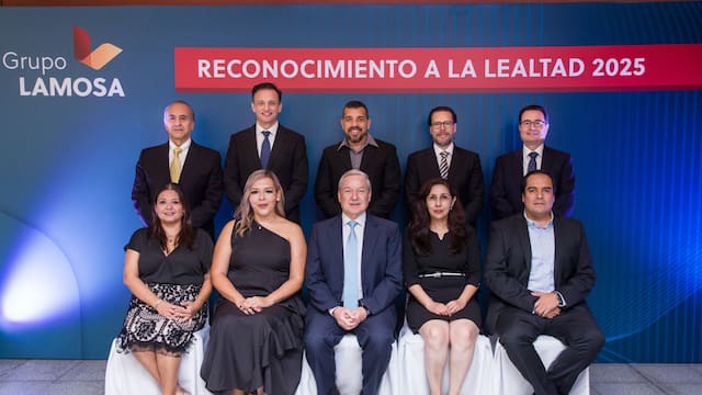 Fin de una era en Lamosa: El artífice de su expansión global deja la dirección y llega un peso pesado de Alfa