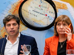Kicillof se despega del kirchnerismo y busca alianzas inusuales, mientras la interna Bullrich-Romo fractura a los libertarios