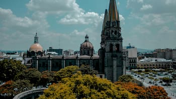 Emite embajada de EEUU alerta a sus ciudadanos por ‘operaciones de seguridad en curso’