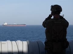 Estados Unidos interceptó un barco iraní que intentaba evadir el bloqueo y hubo una dura respuesta: “Habrá represalias”