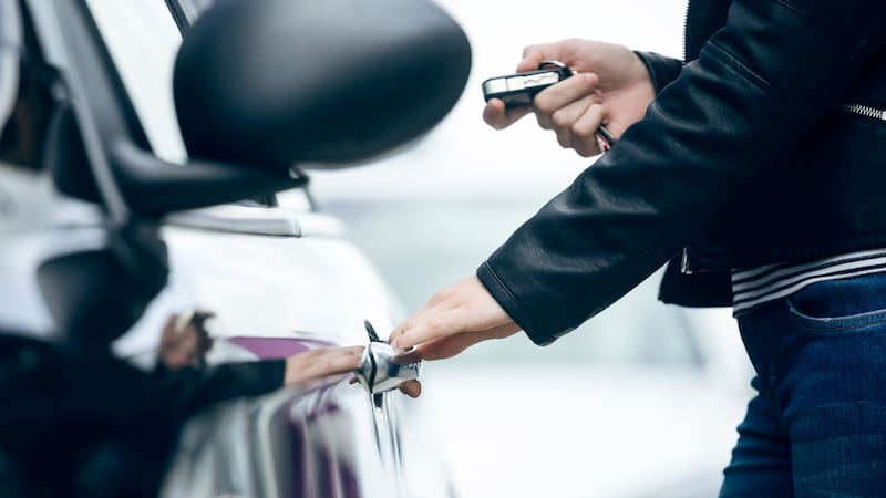 Gustavo Diez señala que hubo "muchísimas consultas" para comprar autos y/o invertir en un plazo fijo en dólares