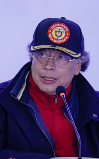 Gustavo Petro podrá salir de Colombia durante un año: el Centro Democrático explicó las condiciones