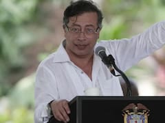 Gustavo Petro dio marcha atrás con los aranceles del 100% a productos importados de Ecuador