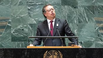 La Comisión de Acusación investiga a Petro por permitir la presencia de jefes de bandas criminales en acto público