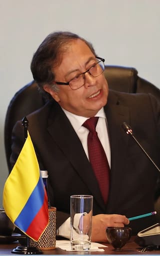 Día Cívico | Presidente Petro decretó más días para saldar deudas y el calendario tributario tiene nuevas fechas de pago